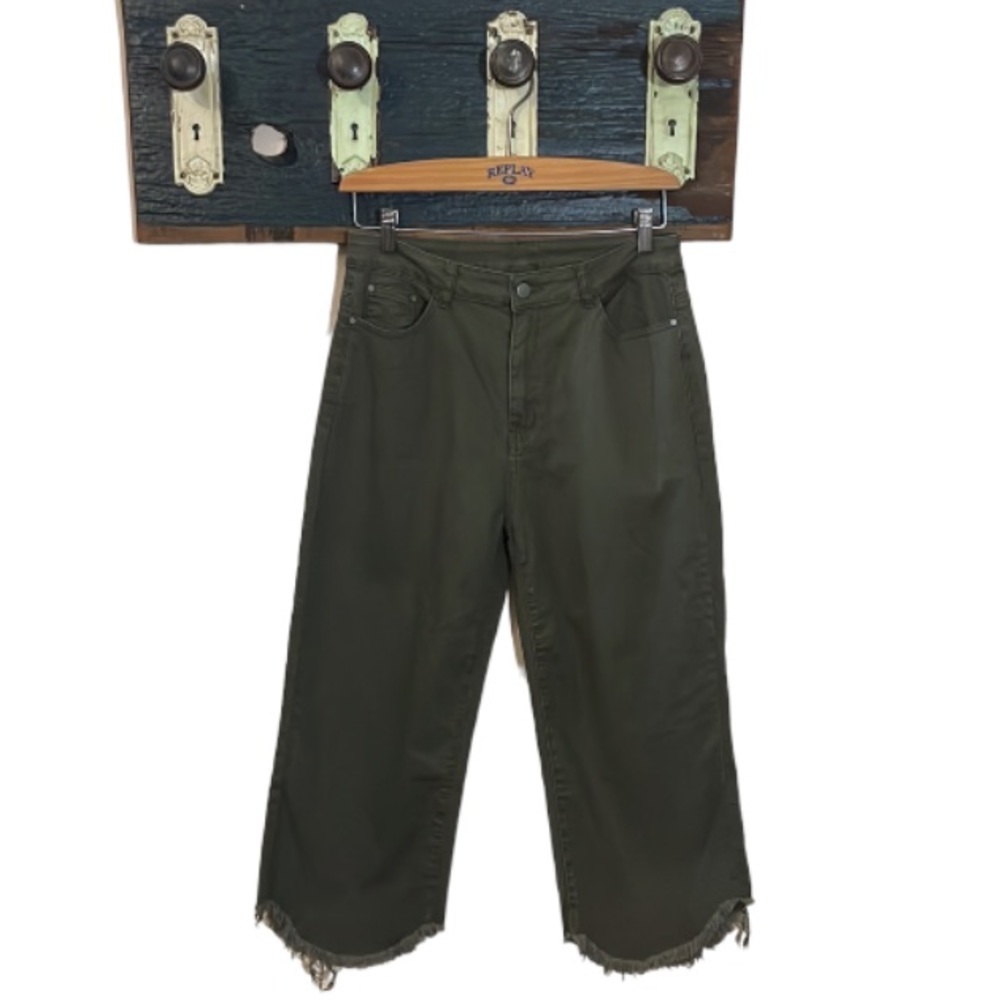 Thursdays Army Green Raw Edge Capri Cropped Jean Pants Size Large